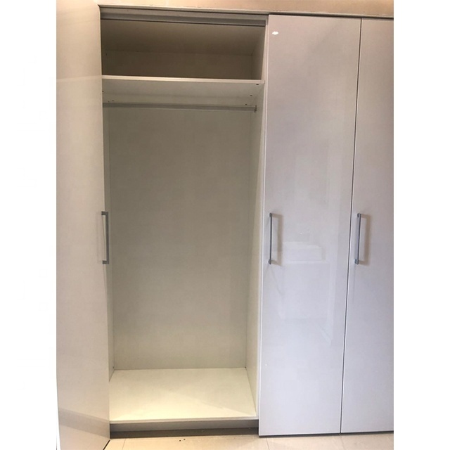 Foshan factory wholesale high gloss lacquer folding door bedroom wardrobe