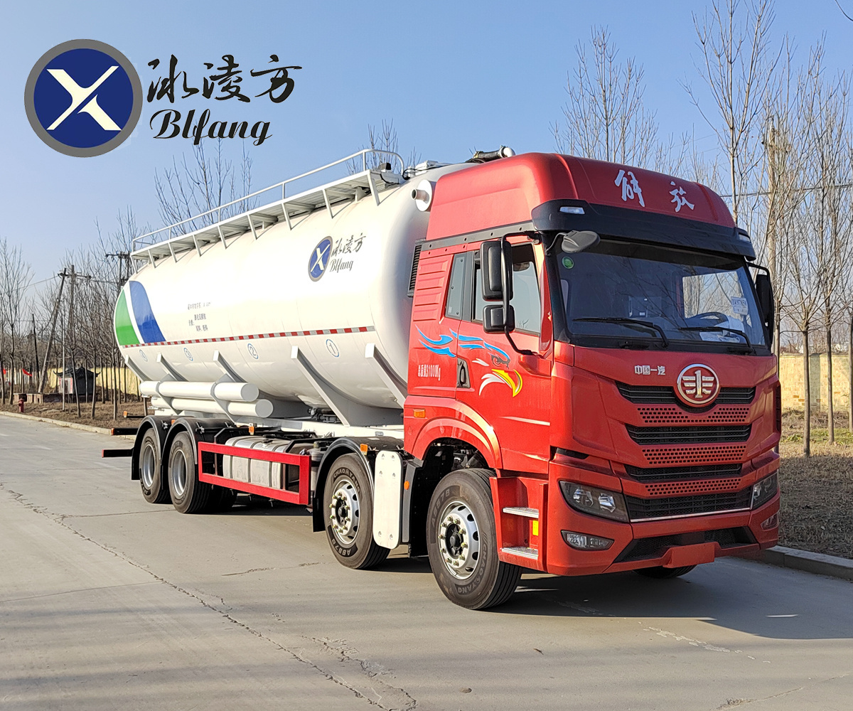 FAW 420HP 31T Heavy Large capacity Animal chickens ducks pigs Bulk feed transport Delivery Tanker Truck