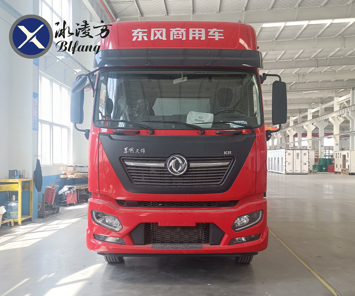 DONGFENG Tianjin KR PLUS Transport Food fish keep warm Freezer Van Heavy Refrigerated Truck