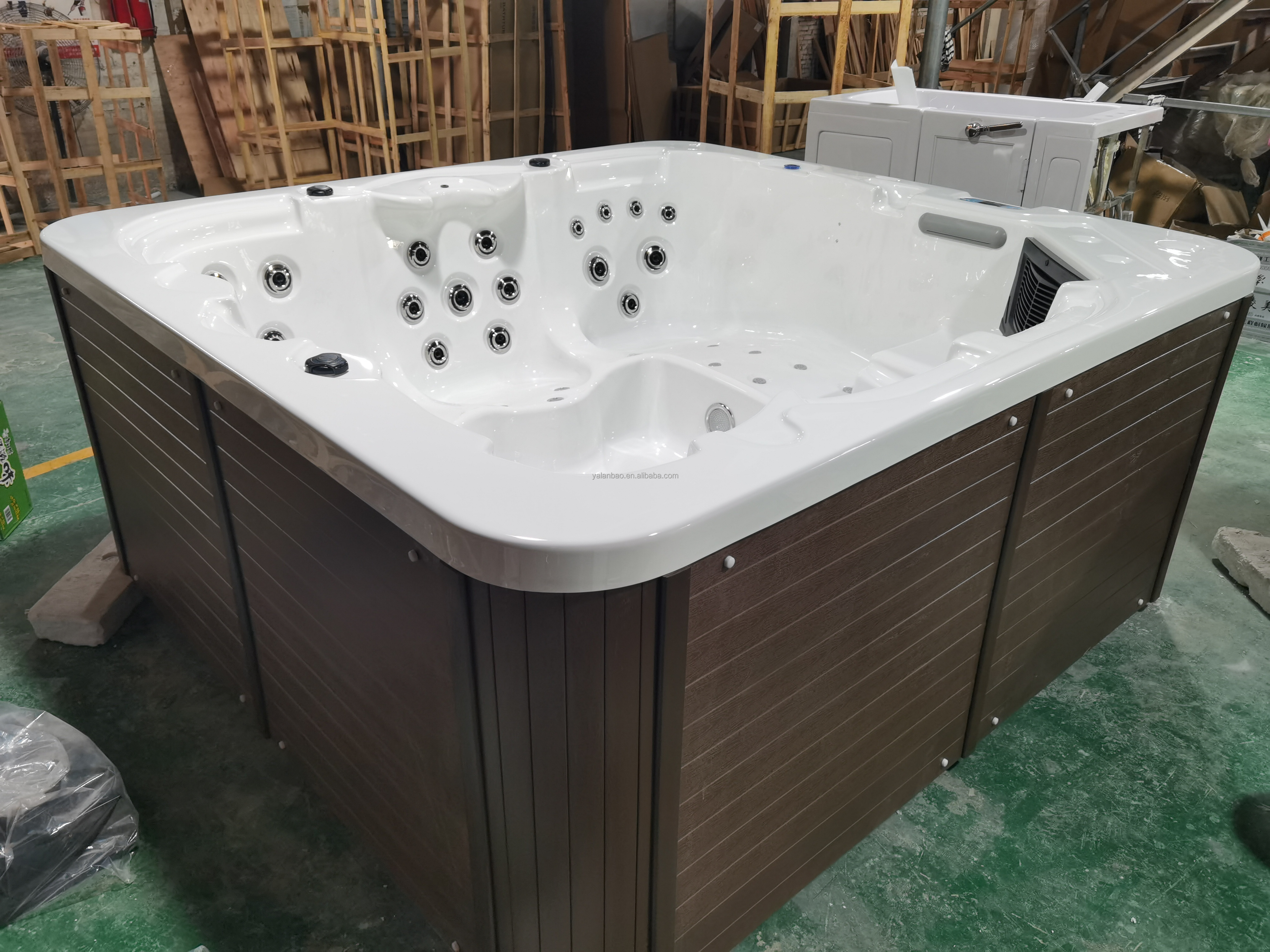 Custom 5 -7 Person Acrylic Bathtub whirlpool LED on the bottom outdoor Massage hot tub Spa