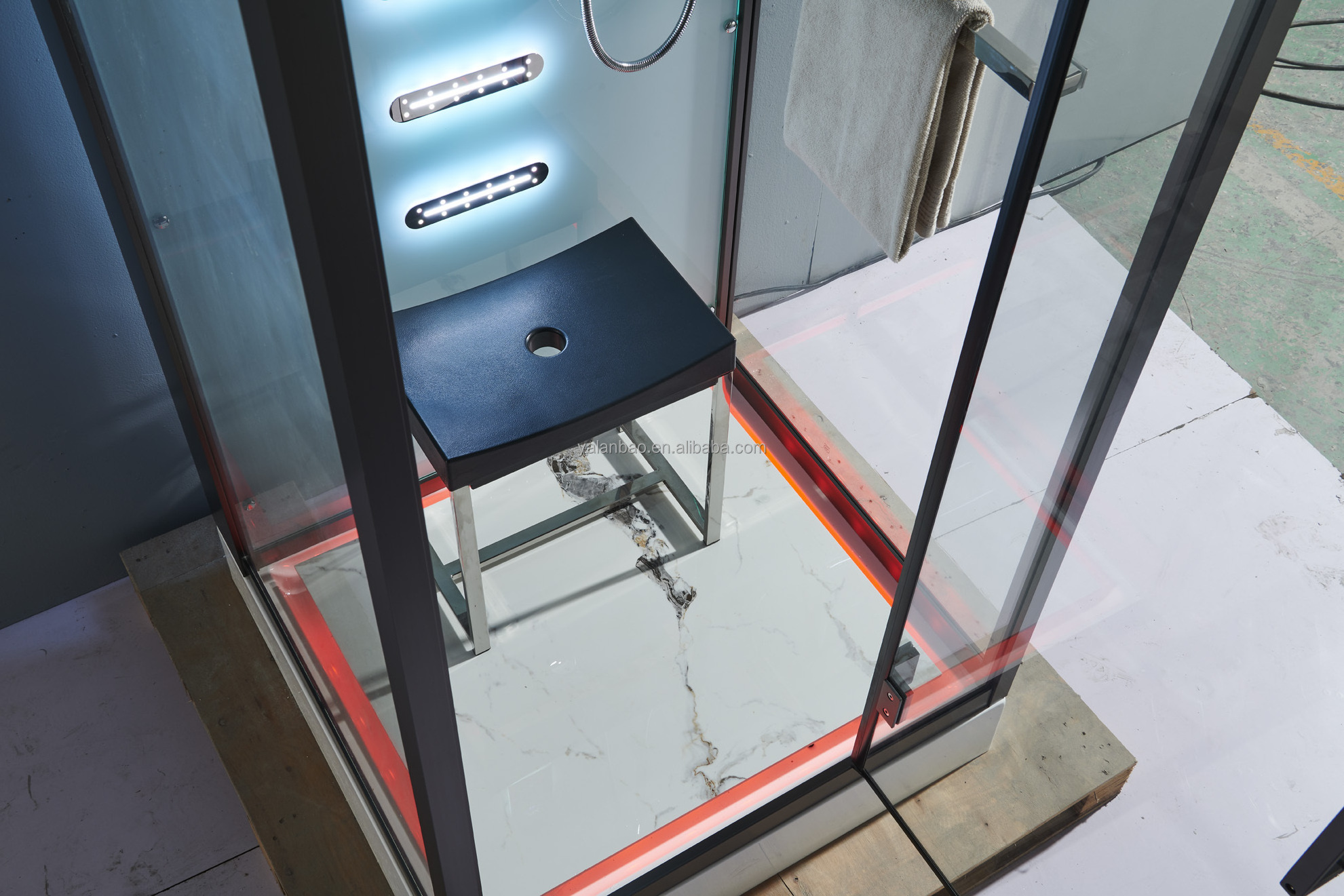 Hot Sale 5mm Safety Glass Painted Backboard Framed Portable Steam Shower Cabins