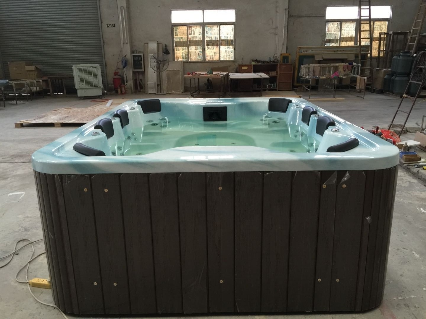 Europe Balboa Control Jets Outdoor Spa Hot Tub Pure Acrylic luxury bathtub /outdoor whirlpool spa massage