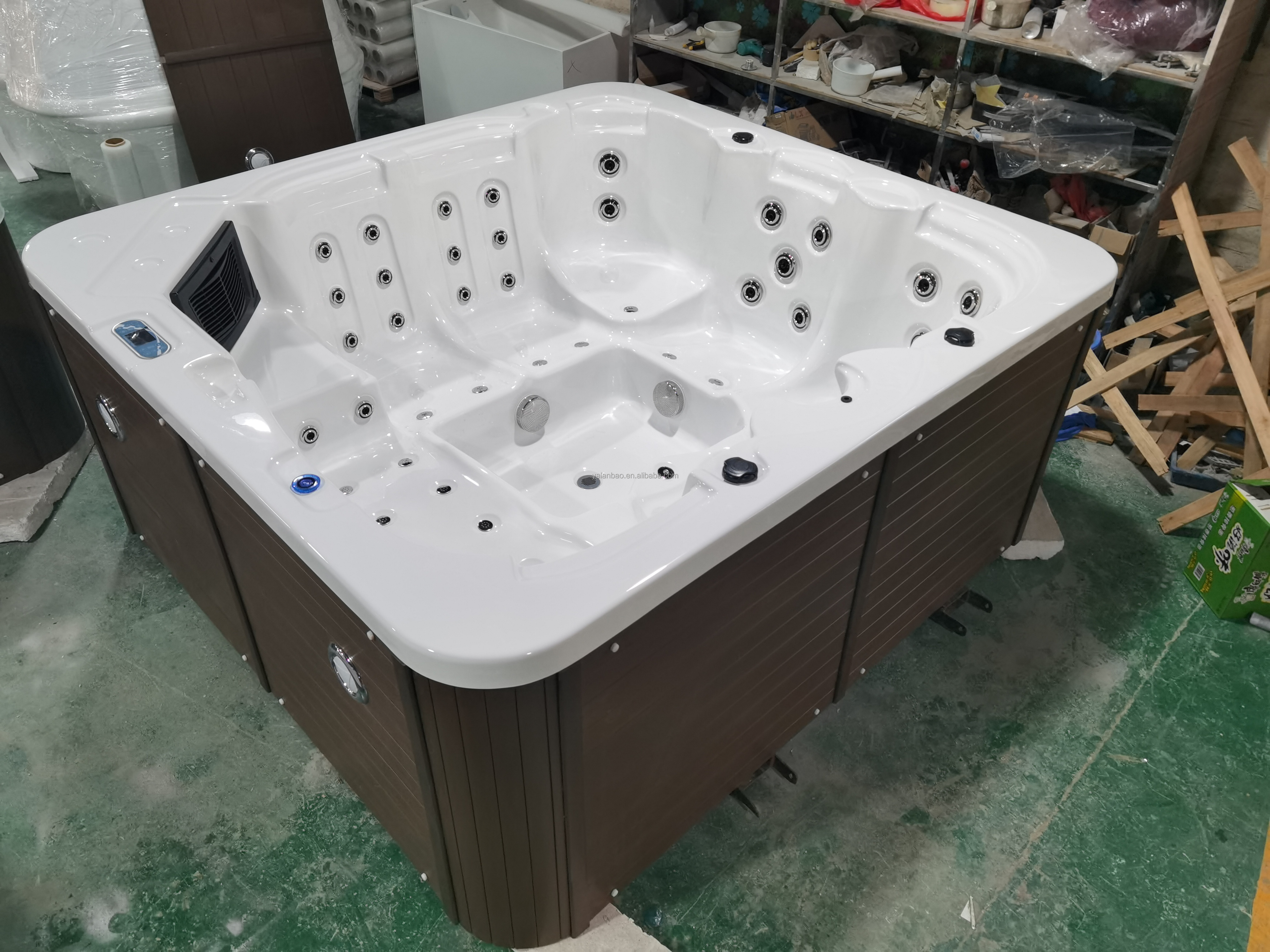 Custom 5 -7 Person Acrylic Bathtub whirlpool LED on the bottom outdoor Massage hot tub Spa