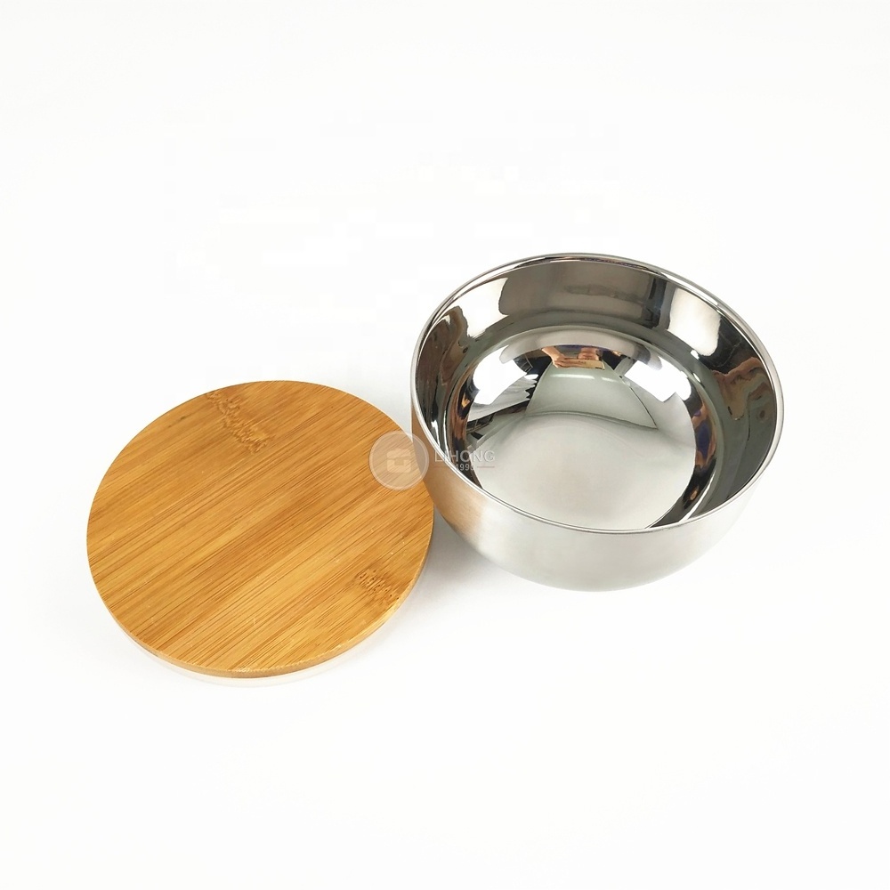 New Product idea 2020 Stainless Bowl With Bamboo Lid LeakProof Metal Bowl Warmer Rice Soup Mixing Bowl