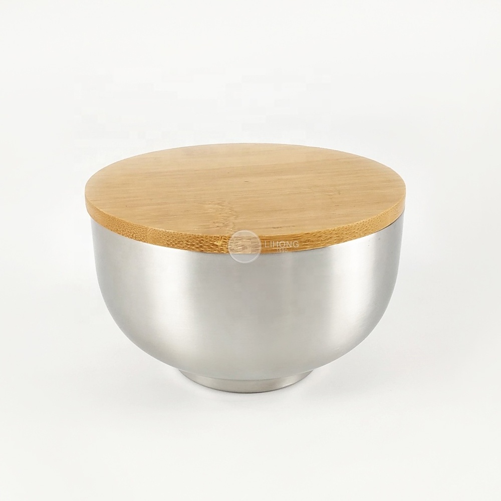 New Product idea 2020 Stainless Bowl With Bamboo Lid LeakProof Metal Bowl Warmer Rice Soup Mixing Bowl