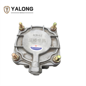 Double chamber three bridge synchronous emergency relay valve for trailer&truck