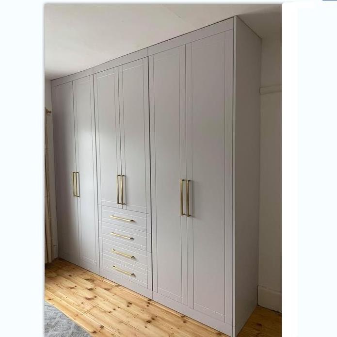 YAMAN Latest Designer Swing Door Wooden American Style Antique Bedroom Wardrobe Design With Drawers