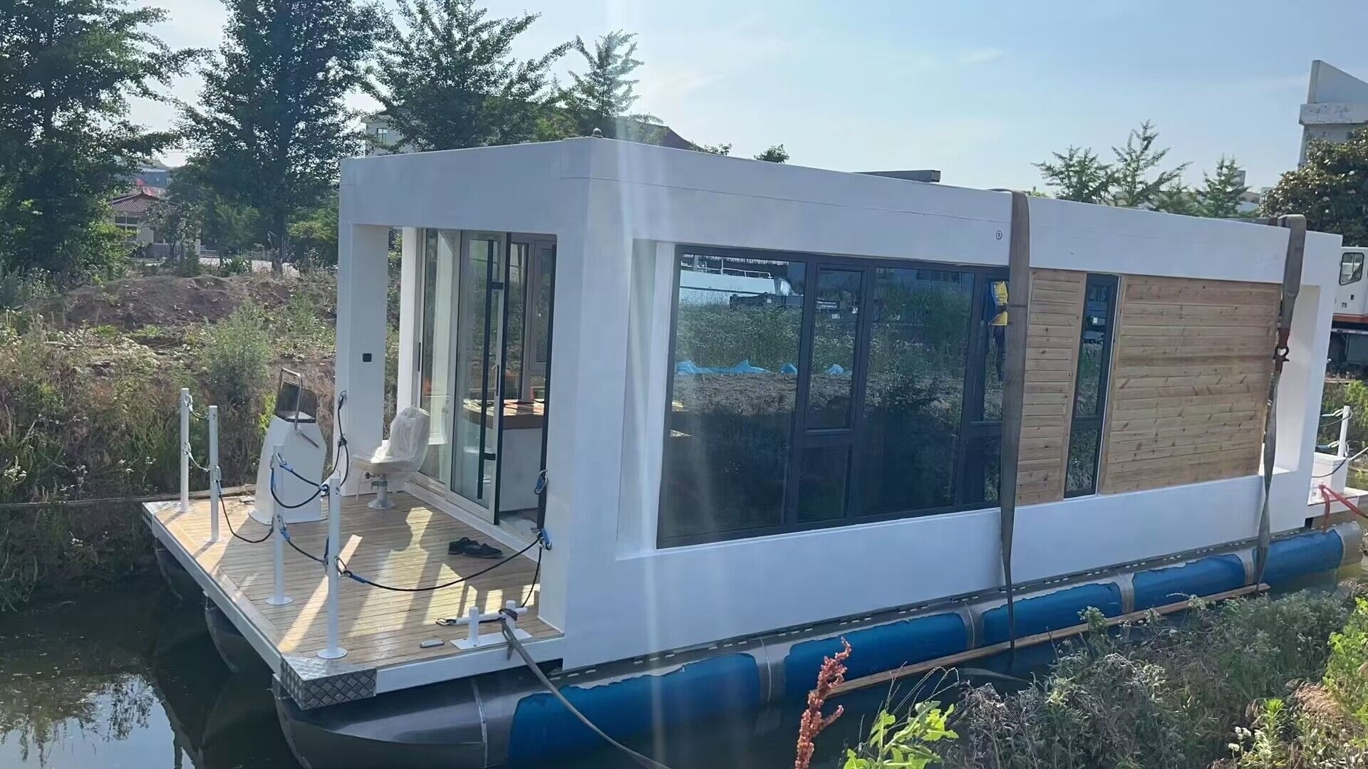 38ft Aluminum House Boat Luxury Floating Barge With Bedroom