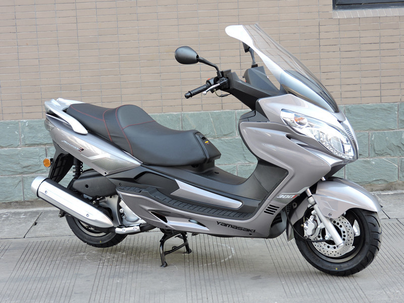 Yamasaki motorcycle good quality 300cc gas scooter moped for adult