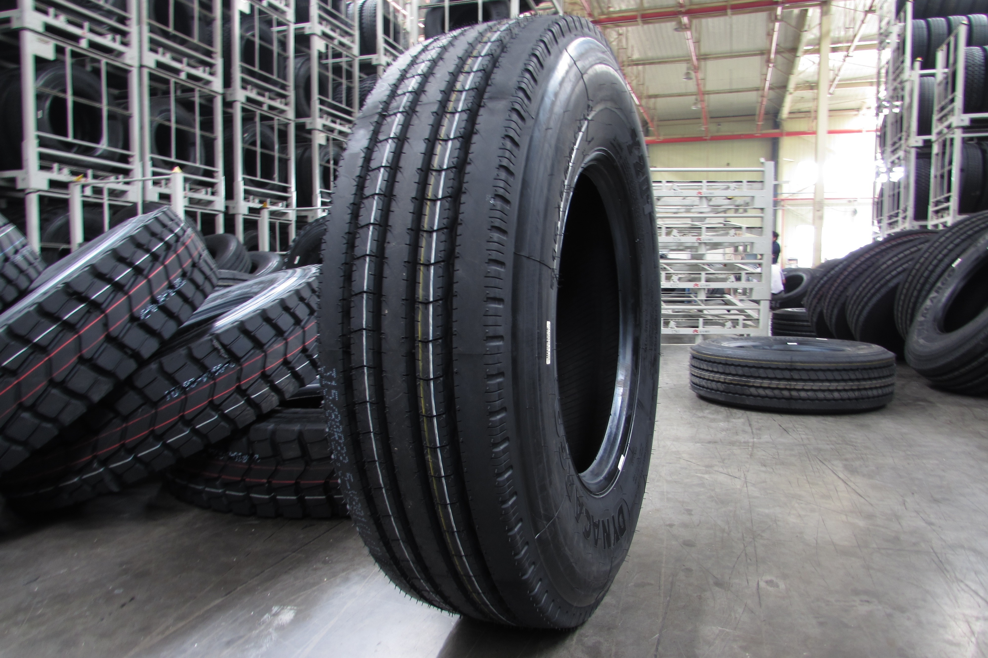 Wholesale DURATURN  6.50R16 Truck tyre with Tube and flap 6.50 16 Good Price