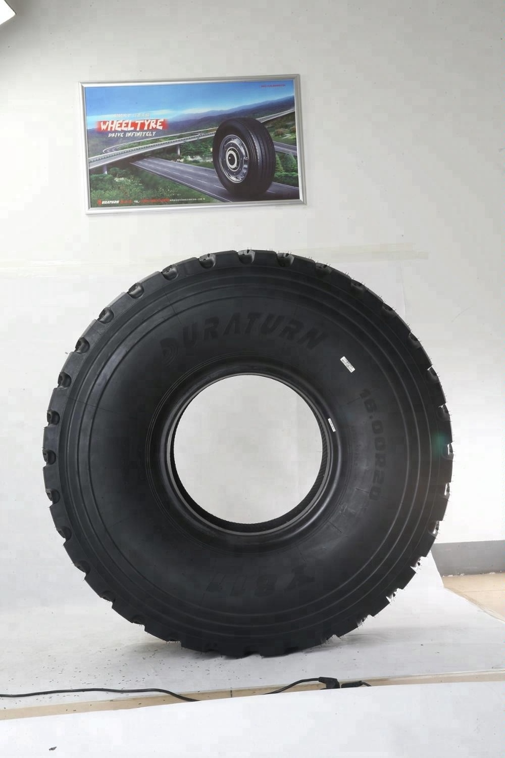 Premium quality DURATURN TBR 395/85R20 Truck Tyre sold to UAE market