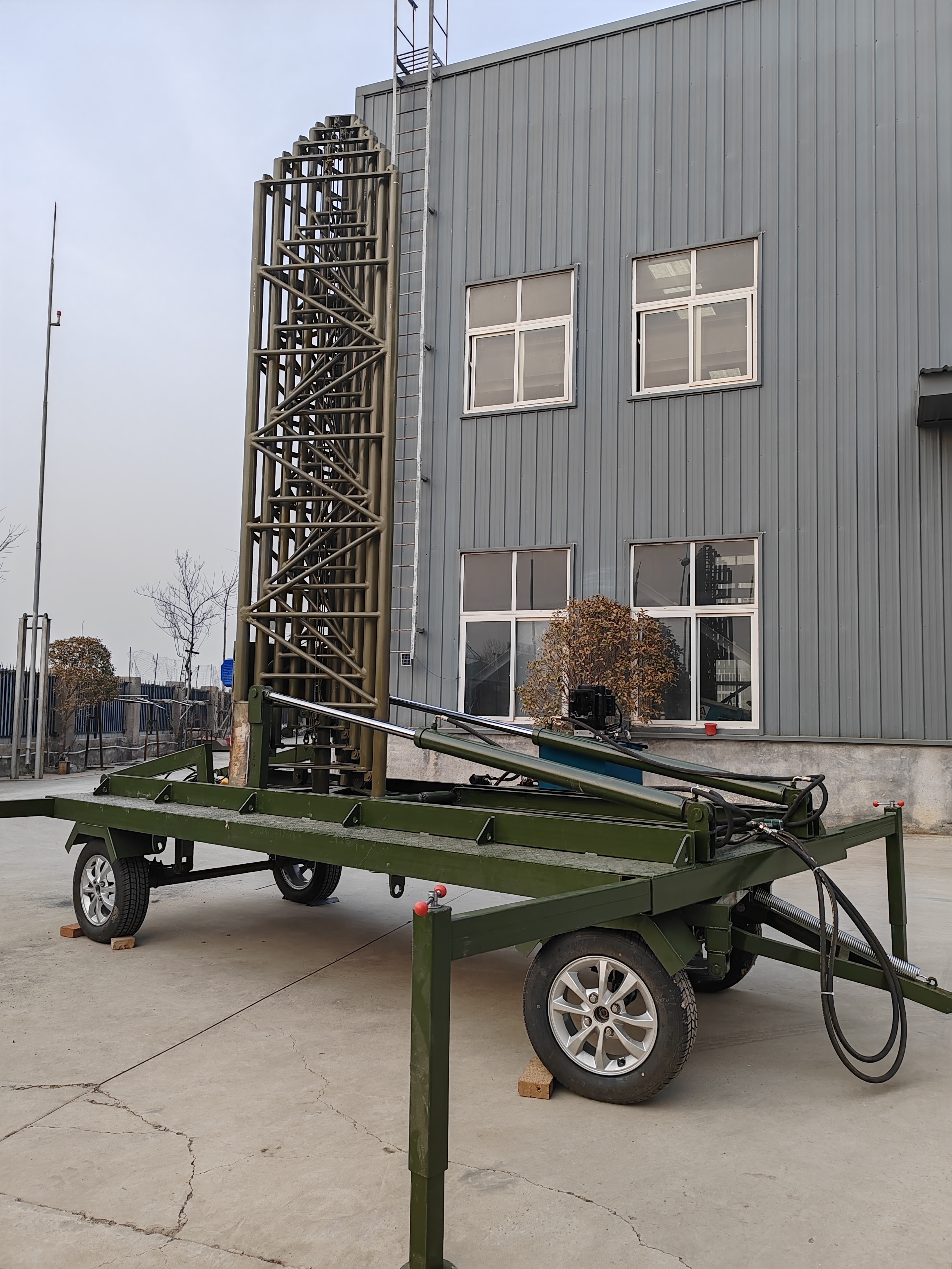 15m Steel Cage Building Telecommunication Lattice Cow(Cell On Wheels)Tower For Communication Systems