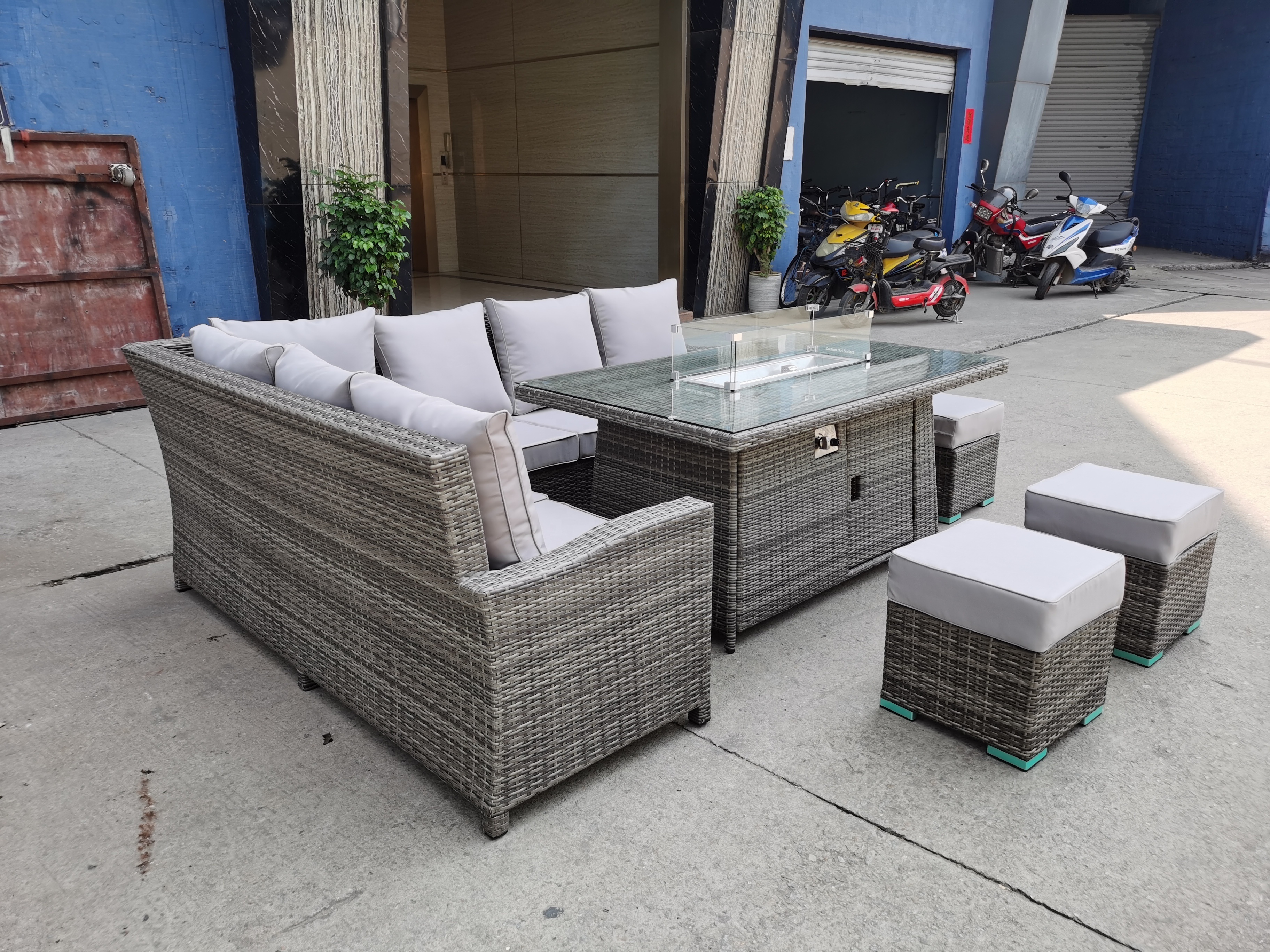 Sectional L shape corner wicker outdoor patio garden furniture garden rattan dining sofas set and outdoor fire pit table