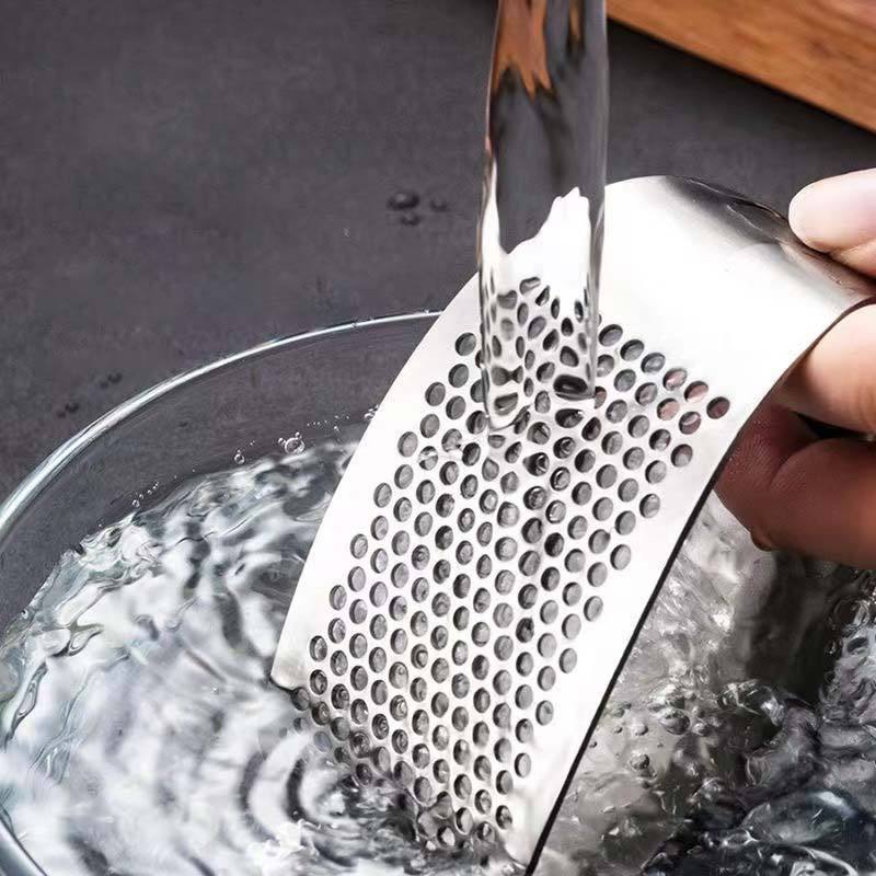 100% Stainless Steel Garlic Masher Rocker Crusher Chopper Mincer Press Kitchen Garlic Press Rocker