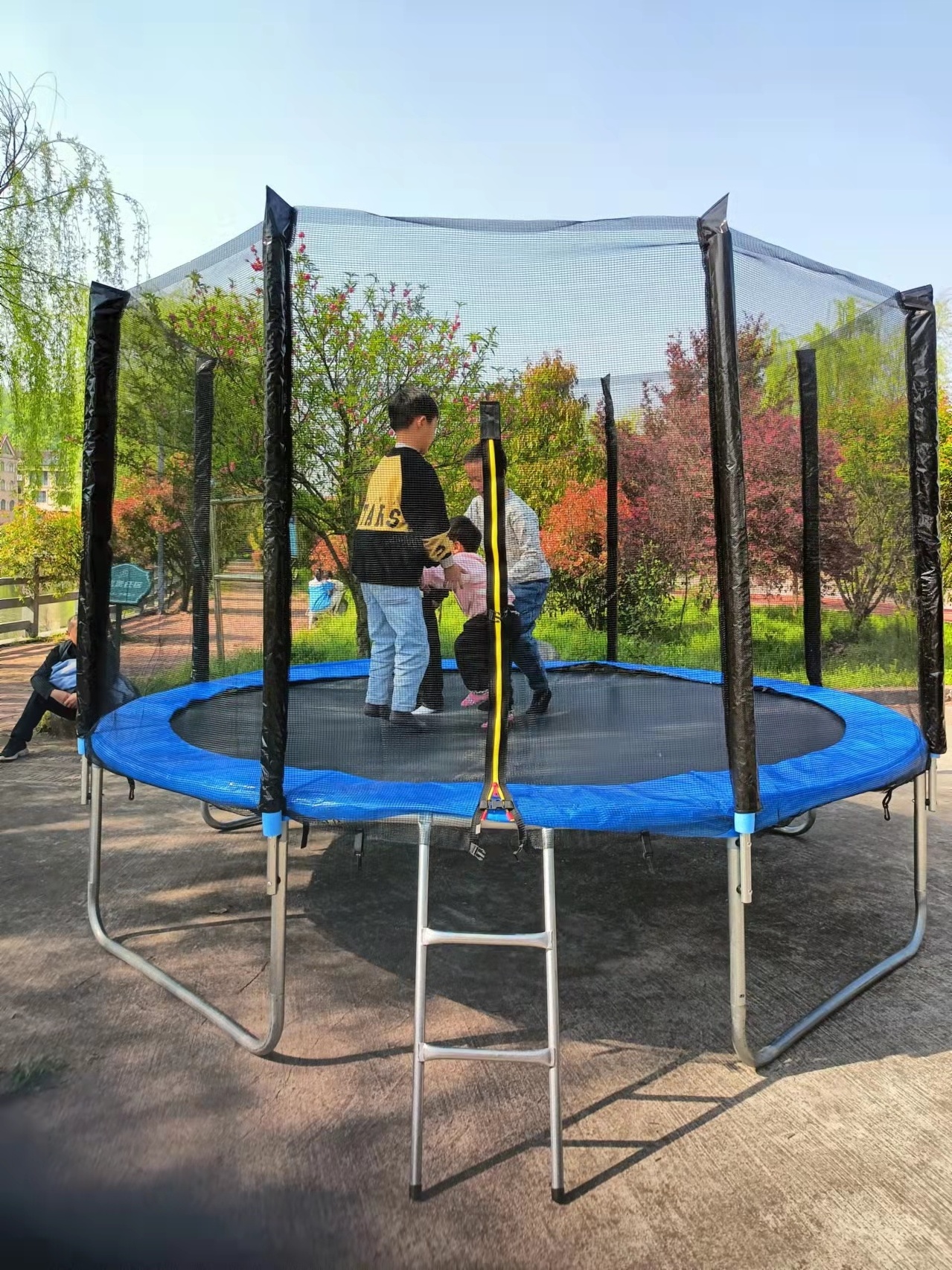 Speedy trampoline 5/6/8/10/12/14/16FT China factory portable outdoor entertainment steel tube safety net kids adult unisex