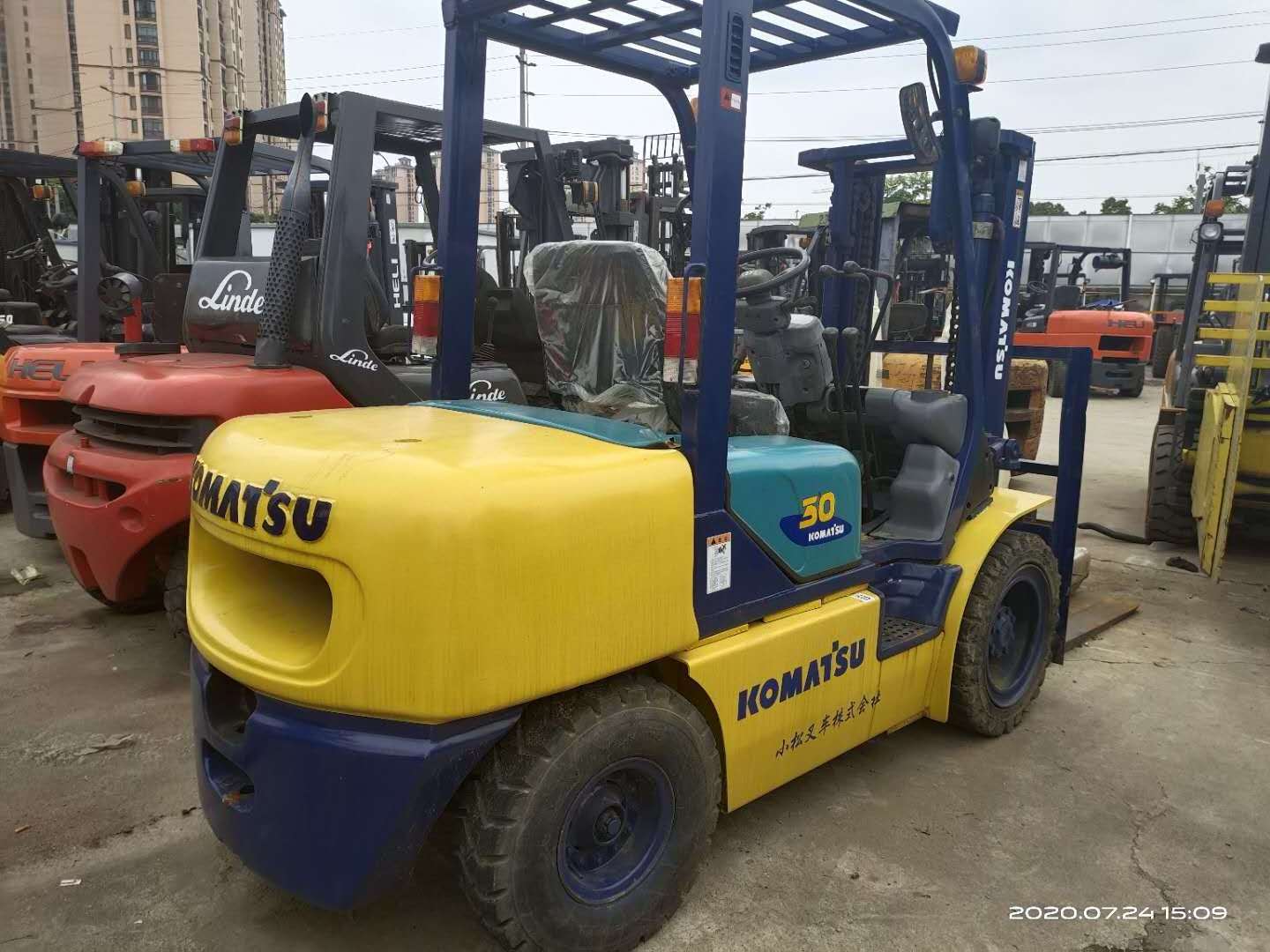 Used Komatsu Forklift 30/50 For Sale Used Komatsu Forklift 30/50 For Sale on good price