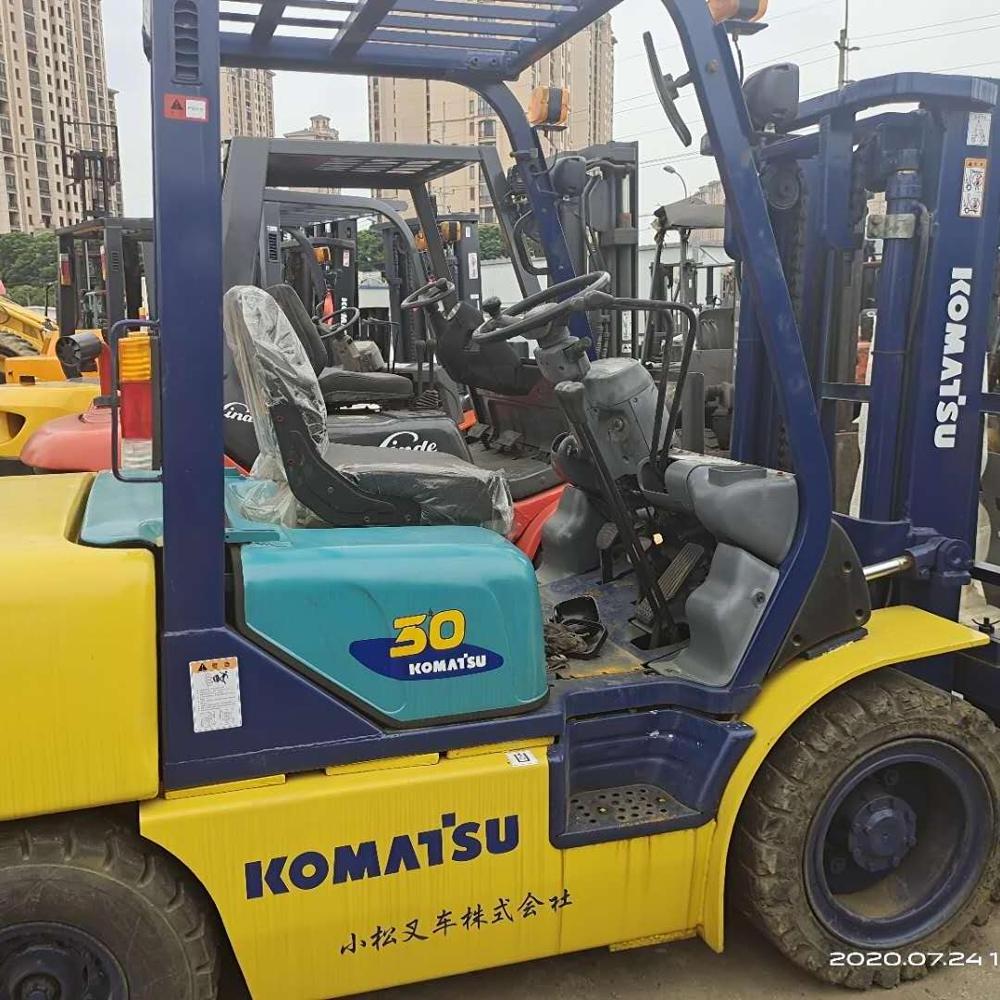 Used Komatsu Forklift 30/50 For Sale Used Komatsu Forklift 30/50 For Sale on good price