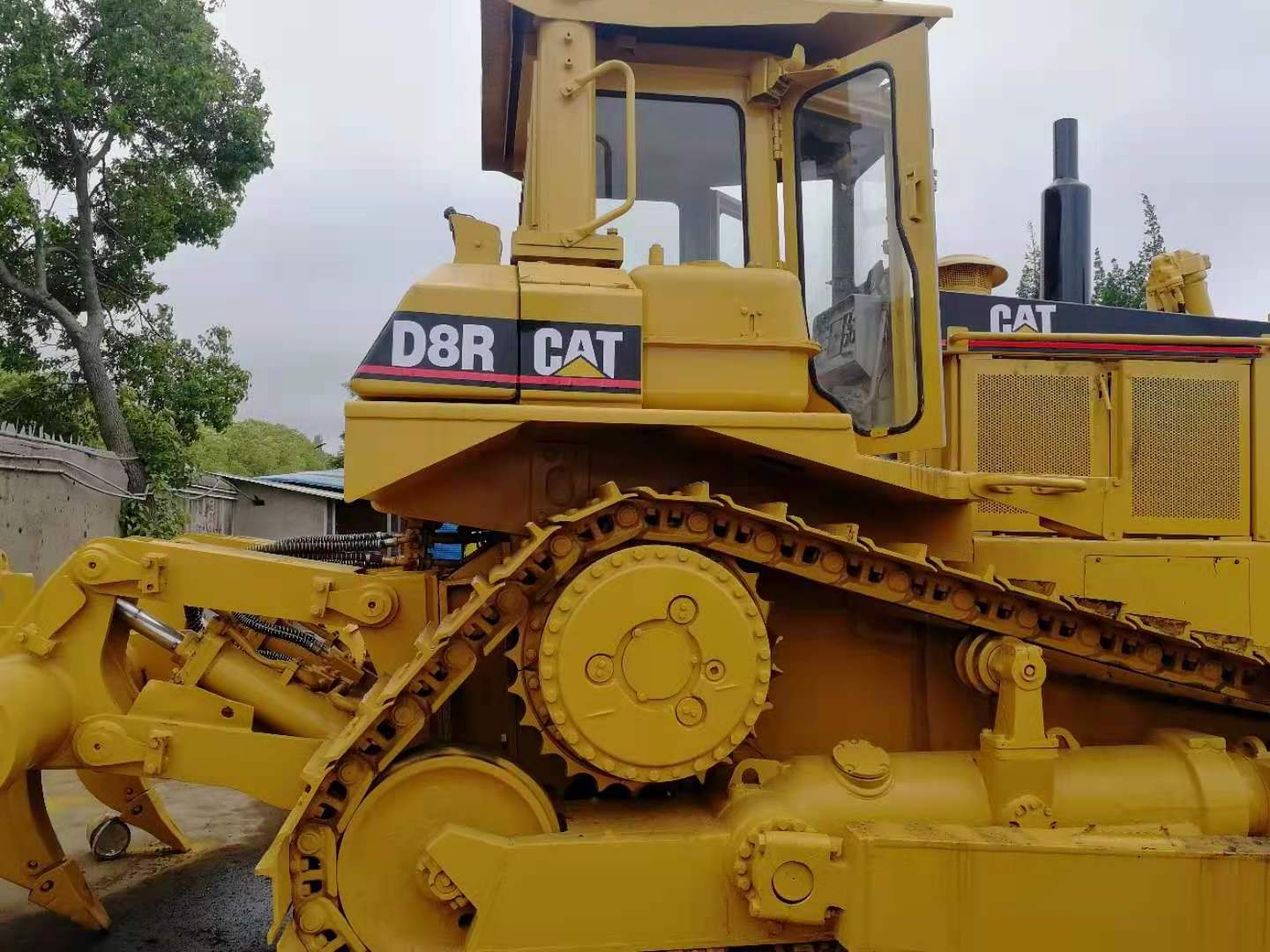 Cat Dozer Machinery D8R Bulldozer Caterpillar D8R Cheap Price Dozer With 3 Shank Ripper