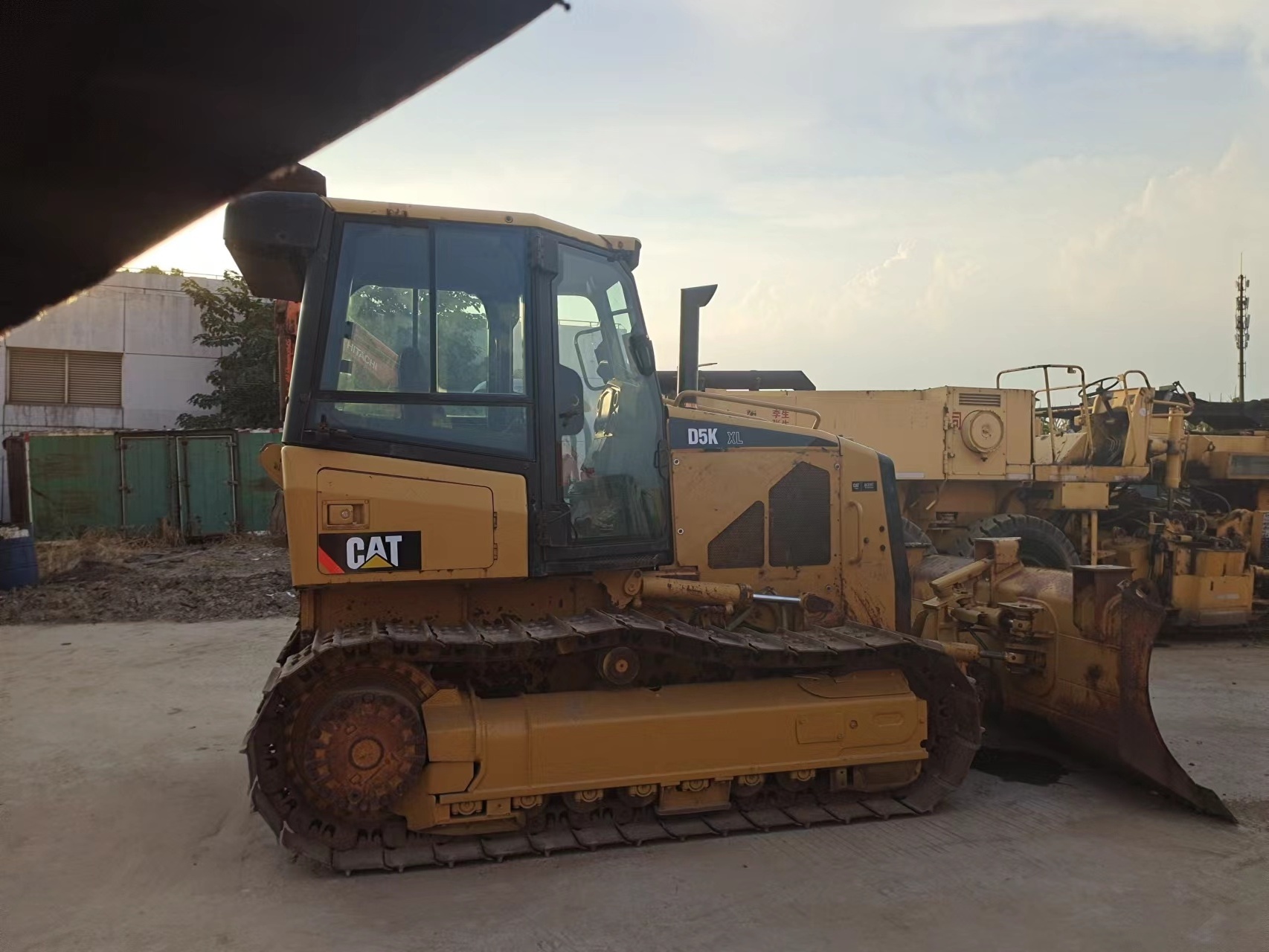 Used Cat D5K bulldozer ,original CAT D5K D5M D5N Crawler tractor D5 dozer for sale with high quality and cheap price