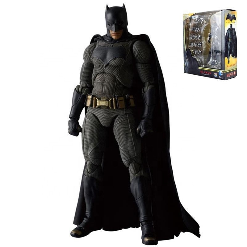 16cm High Quality DC movie character FigurinesPVC 3D Model Toys MAF 064 BatMans Action Figures