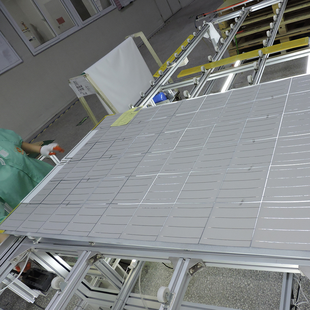 High quality yangtze price solar panel  cheap 500w with high efficiency