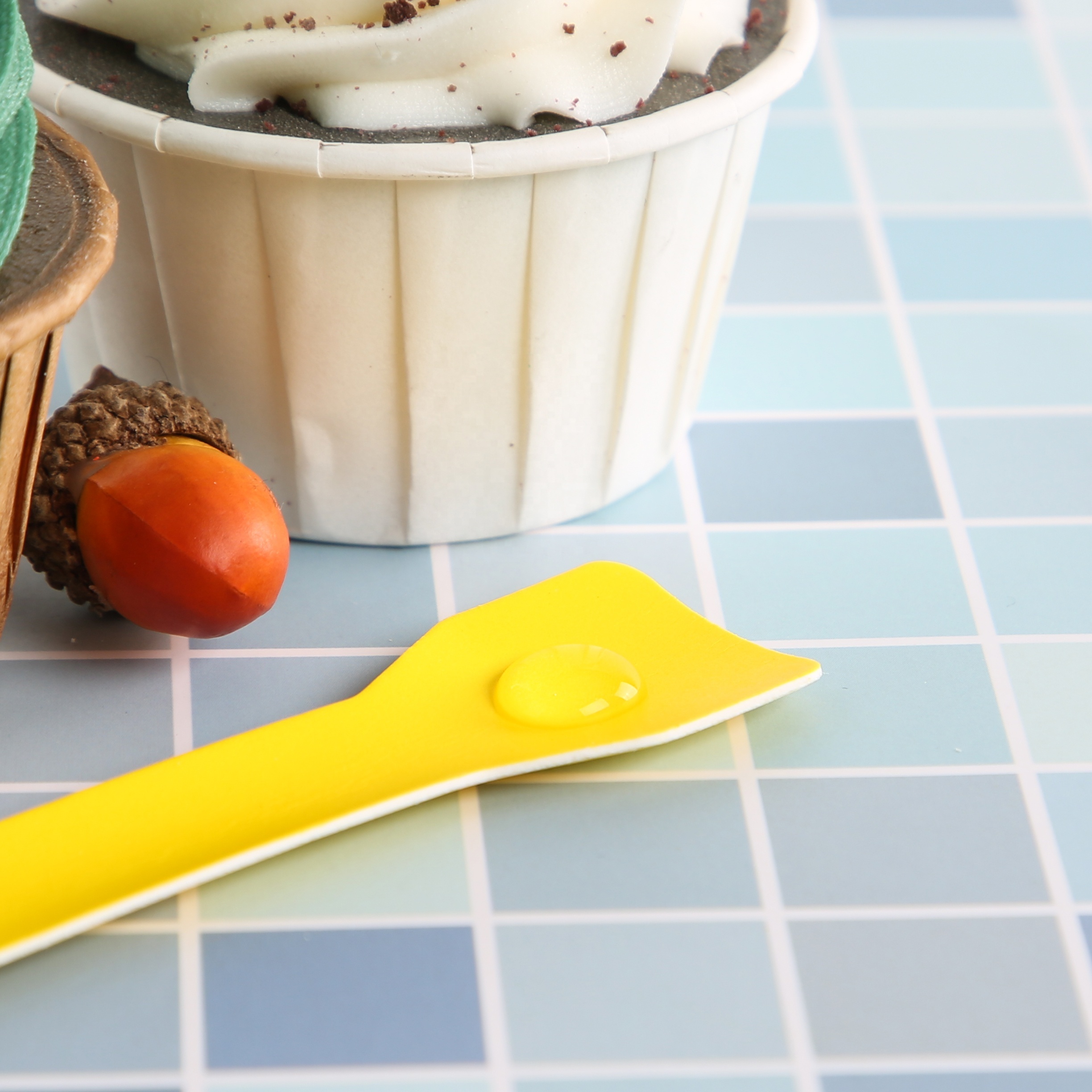 Premium Biodegradable Paper Tableware Set: White Pulp Cake Dessert Spoons, Knives, Forks, and Ice Cream Spoons