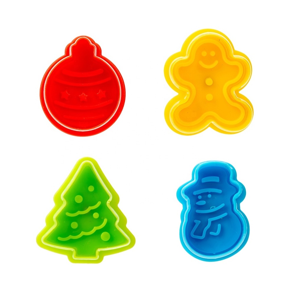 Hot Selling 4Pcs Christmas Plunger Cookie Cutter Set Christmas Tree Gingerbread Man Bell Snowman Fondant Cutter Sets