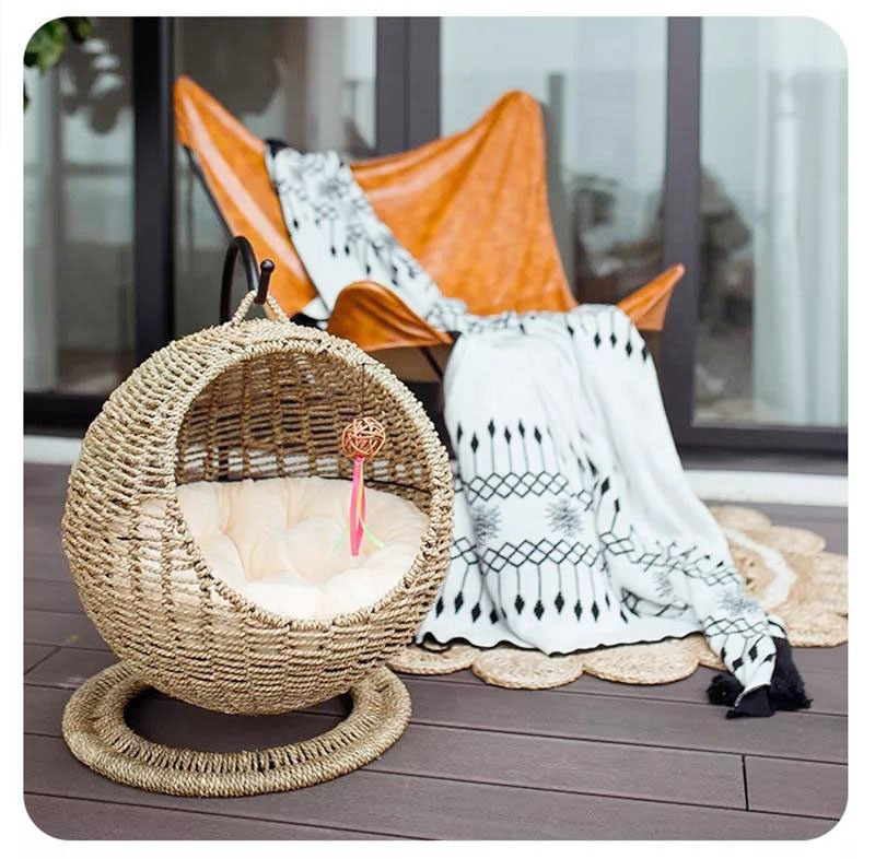 Wholesale Eco Friendly Warm Comfortable House Modern Cat Furniture Raised Hanging Rattan Cat Pet Beds