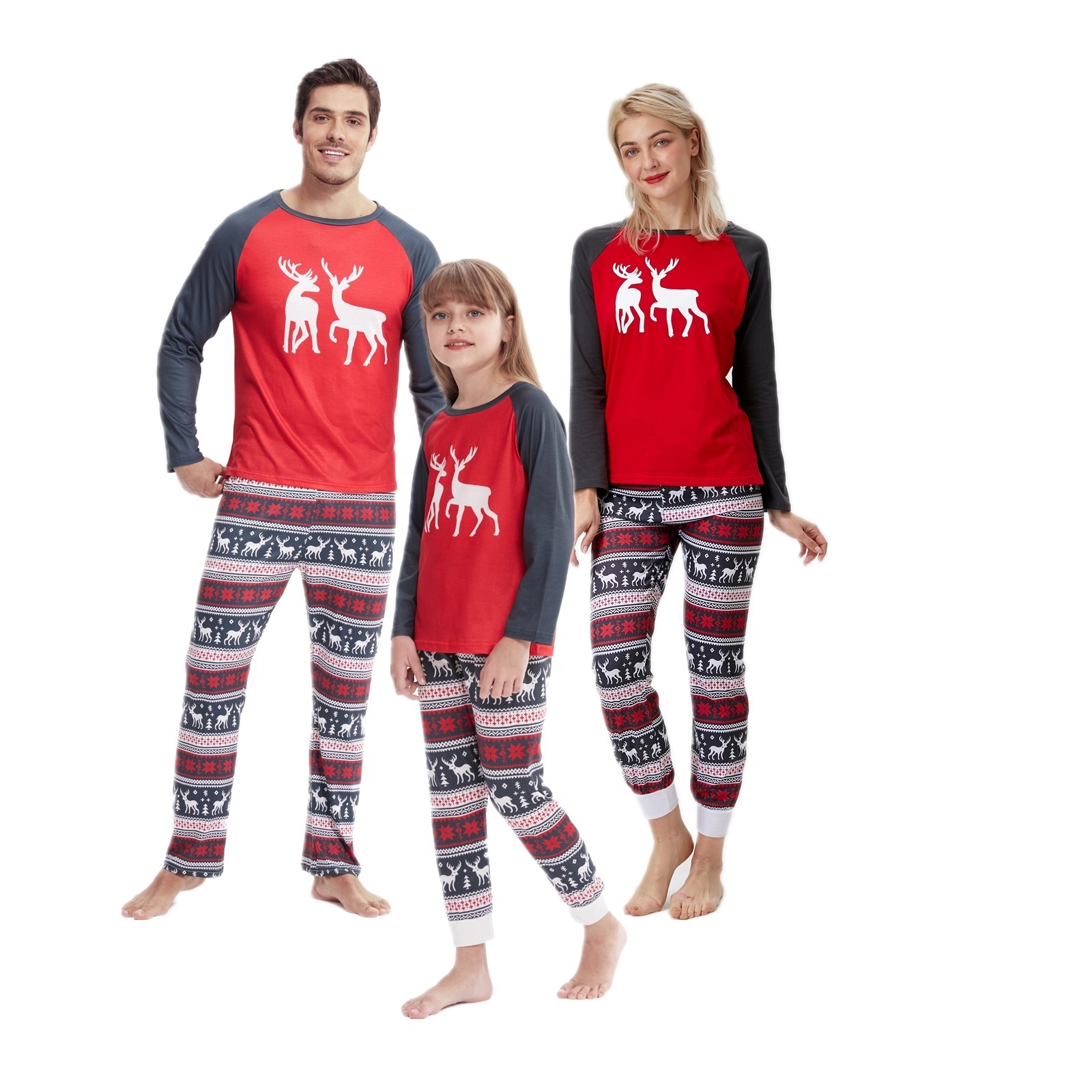 2023 Wholesale Christmas Pajamas Family Matching New Year Print Long Sleeve Pants for Women and Men