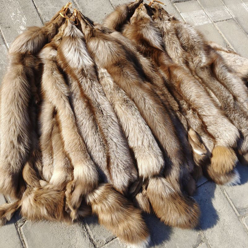 wholesale real natural red color winter sliver full fox fur pelt  golden  real fox fur