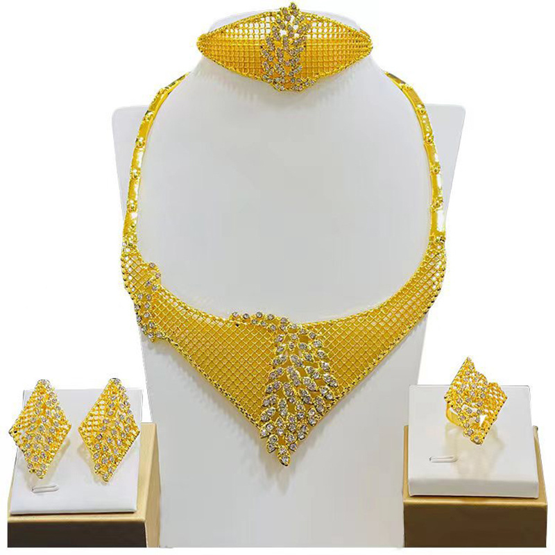 Stock Dubai 24k Gold Plated Jewelry Set Luxury India African Bridal Wedding 4pcs Set Jewelry Sets for Women