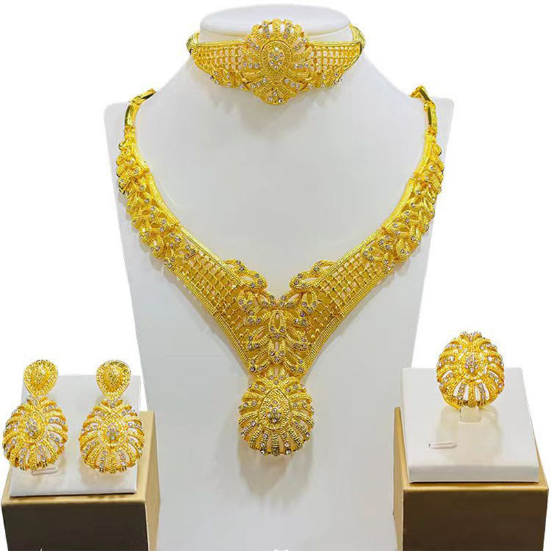 Stock Dubai 24k Gold Plated Jewelry Set Luxury India African Bridal Wedding 4pcs Set Jewelry Sets for Women