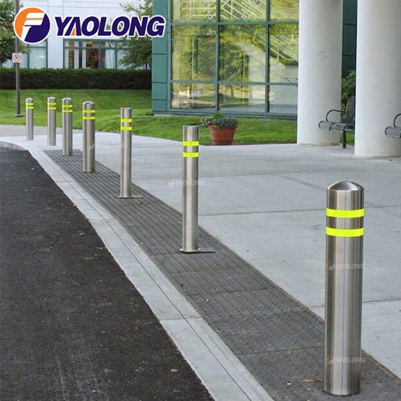 Metal Flexible Bollard Pole Highway Steel Crash Parking Lot Chain Barrier Supplier