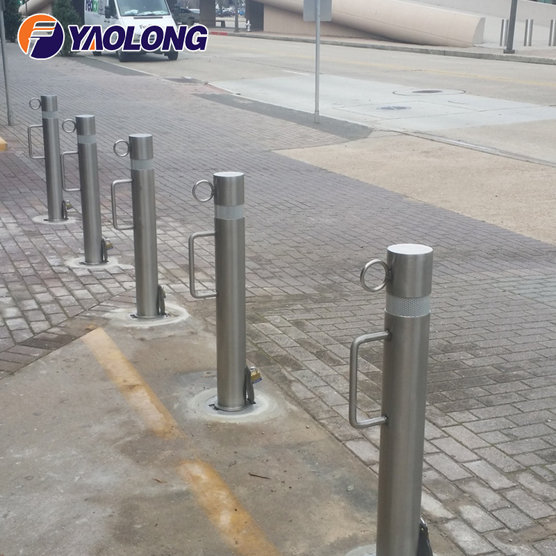 Metal Traffic Barricades Removable Stainless Steel Round Driveway Security Bollards