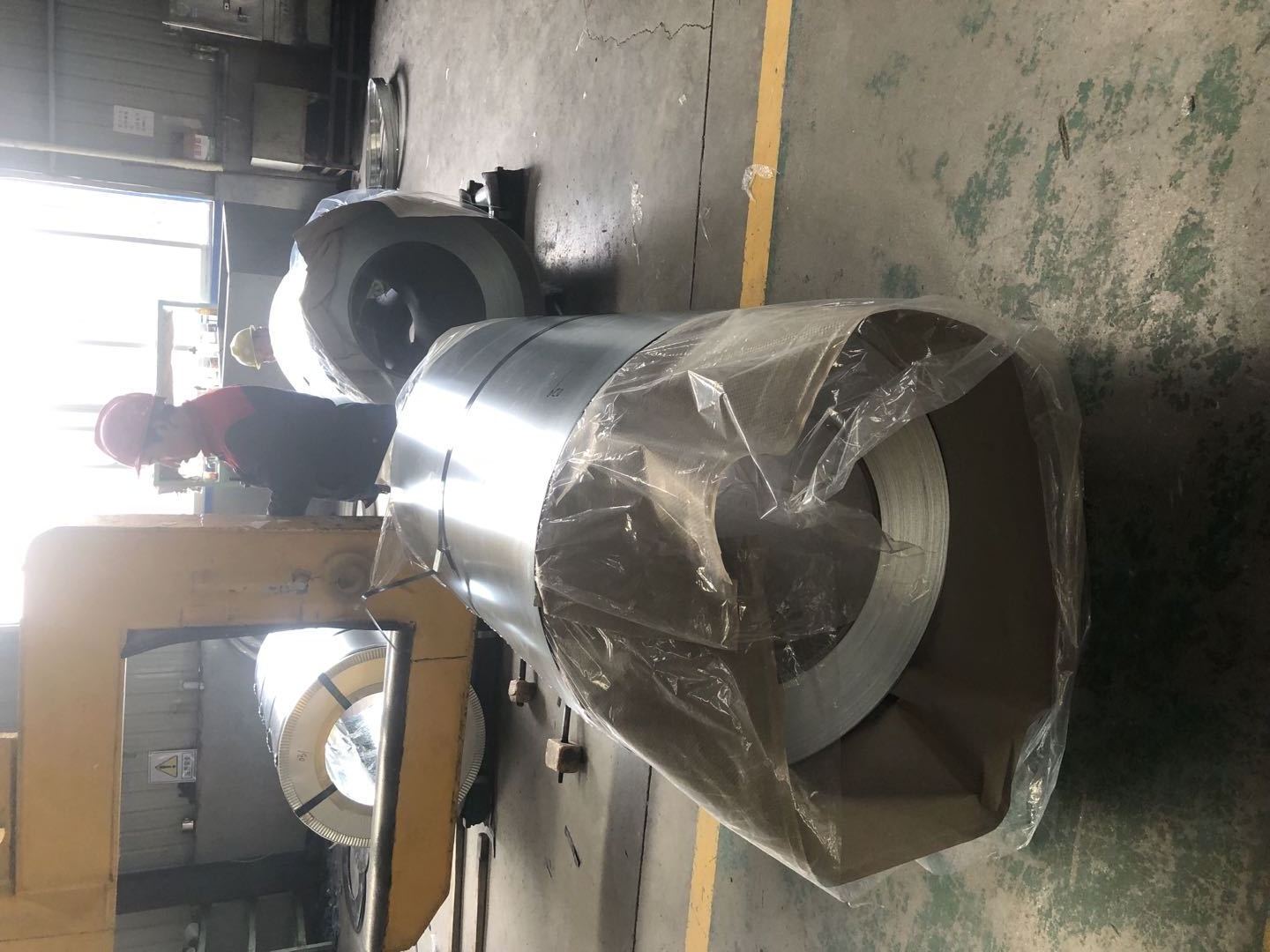 22 gauge Z275 zinc coated prime hot rolled carbon hot dip galvanized steel coil price