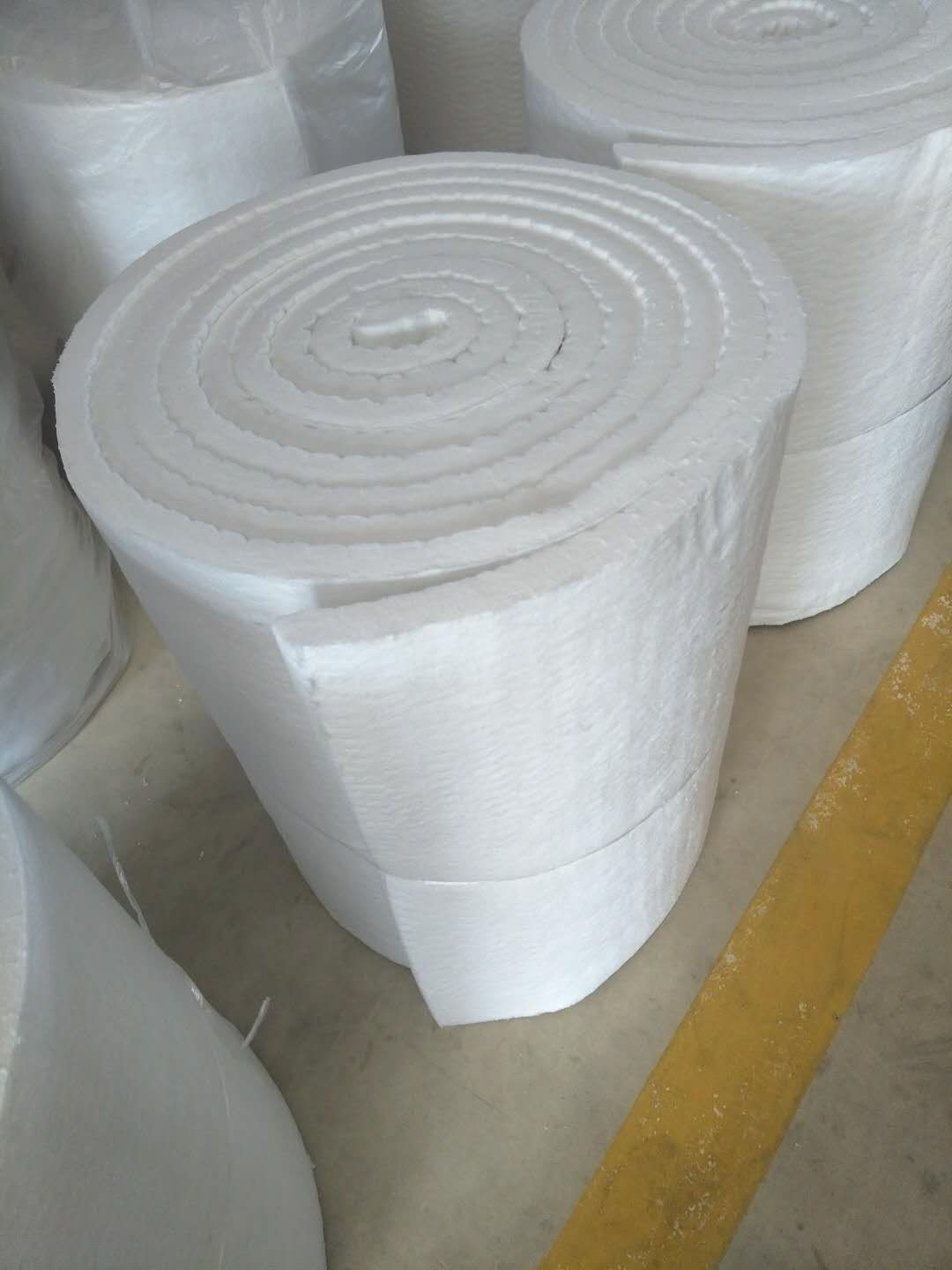 1050 Degree COM Ceramic Fibre Blanket For Industrial Pipe Insulation 10mm ceramic fiber blanket