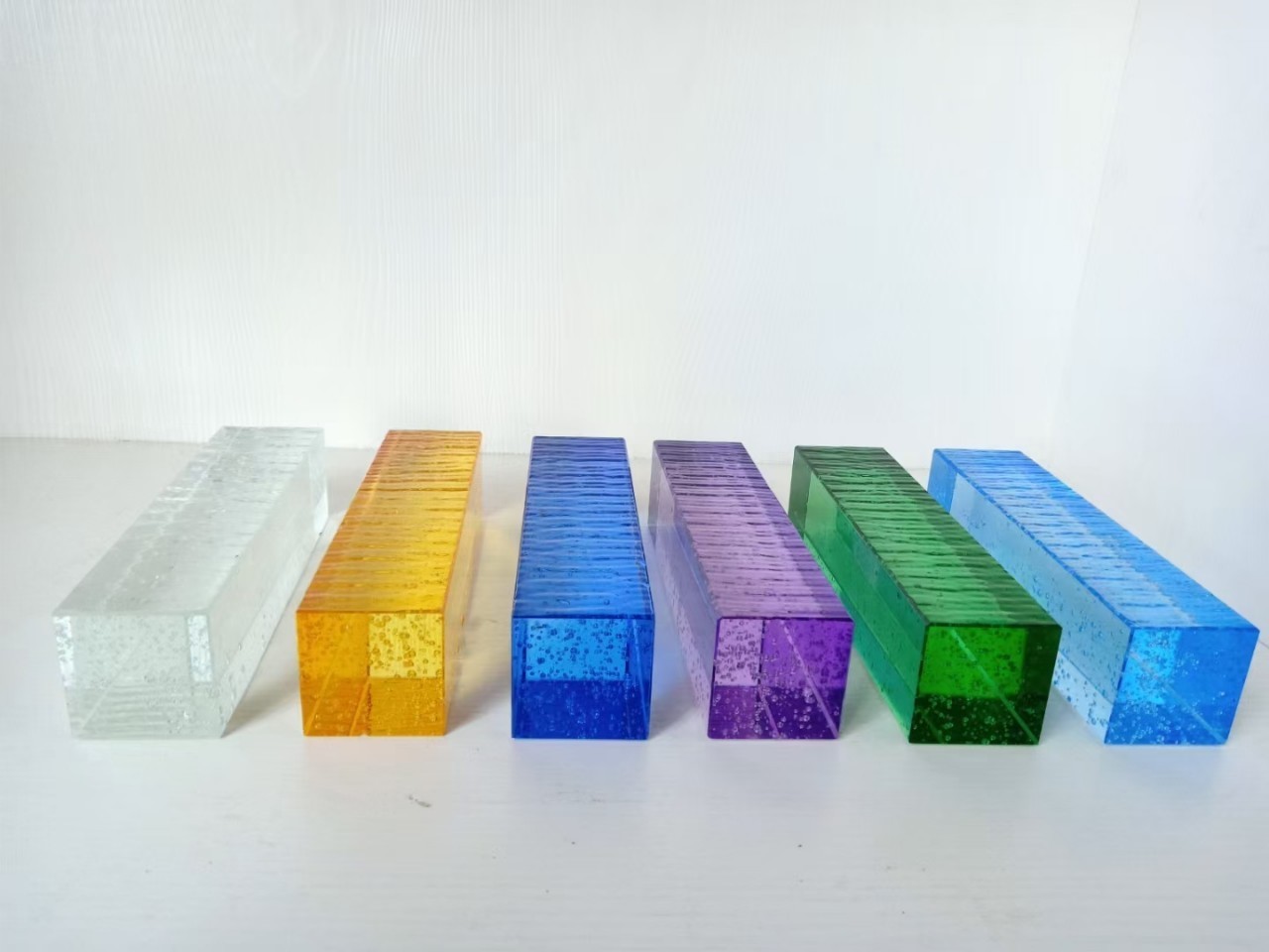 Wholesale glass brick transparent bubble colored glass brick partition wall square solid hollow crystal brick creative color