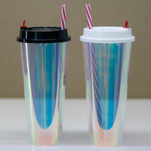 Custom 700ml Colorful Rainbow Disposable Drinking Cups PP Material Plastic Juice Cup