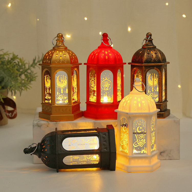 2023 New Design Tabletop Christmas LED Lantern Holiday Decoration Battery Operated