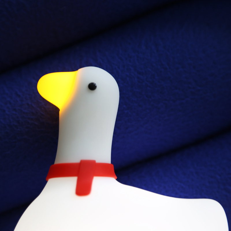 Cute Goose Animal Night Light Lamp for Kids Cartoon Swing Goose Rechargeable Silicone Baby Sleeping Lamp Room Decor