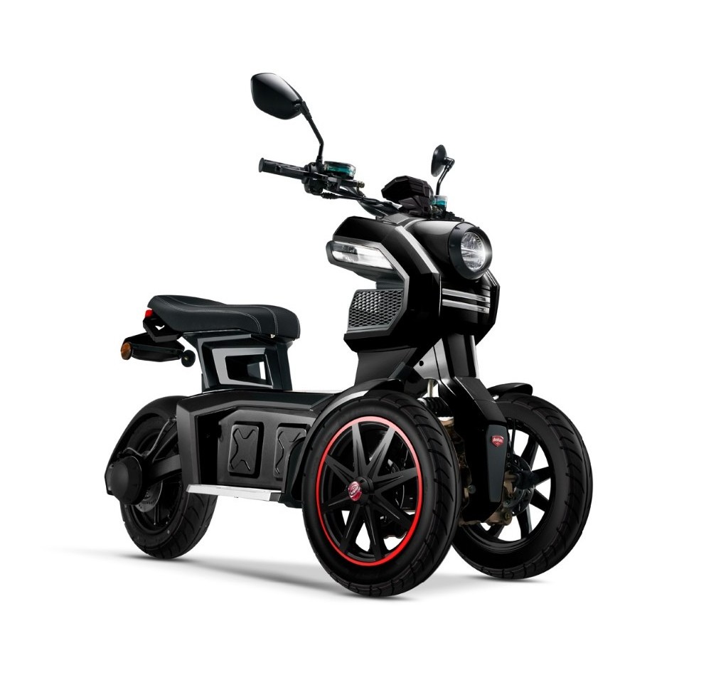 Luxury 3Wheels Itank Electric Motorcycle Doohan Electric Scooter