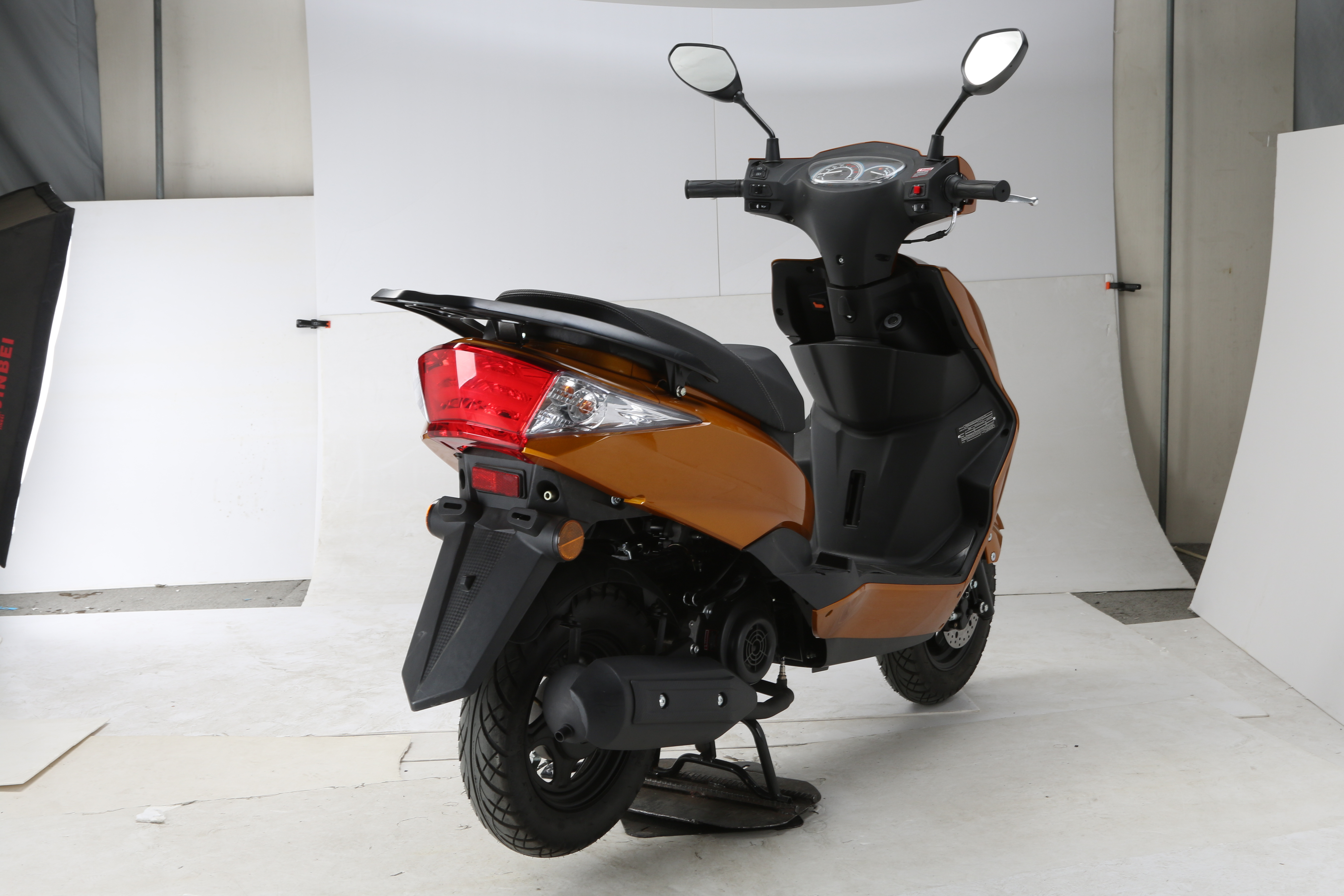 Wholesale 2 Wheel 50cc 125 Cc 150cc Scooter Motocicleta Adult Street Motorcycle Gas Powered Scooter For Sale