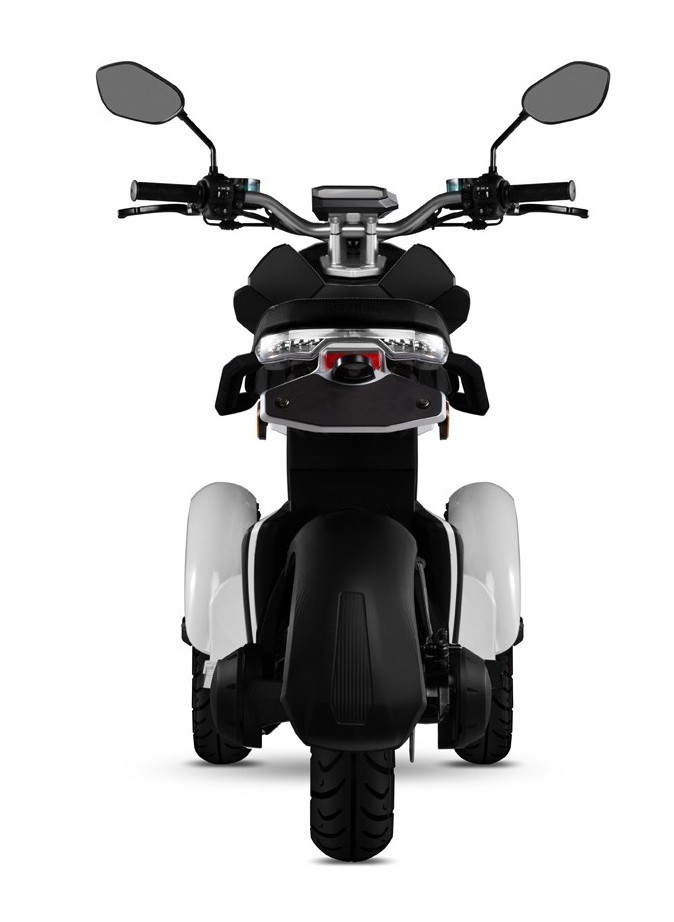 Luxury 3Wheels Itank Electric Motorcycle Doohan Electric Scooter