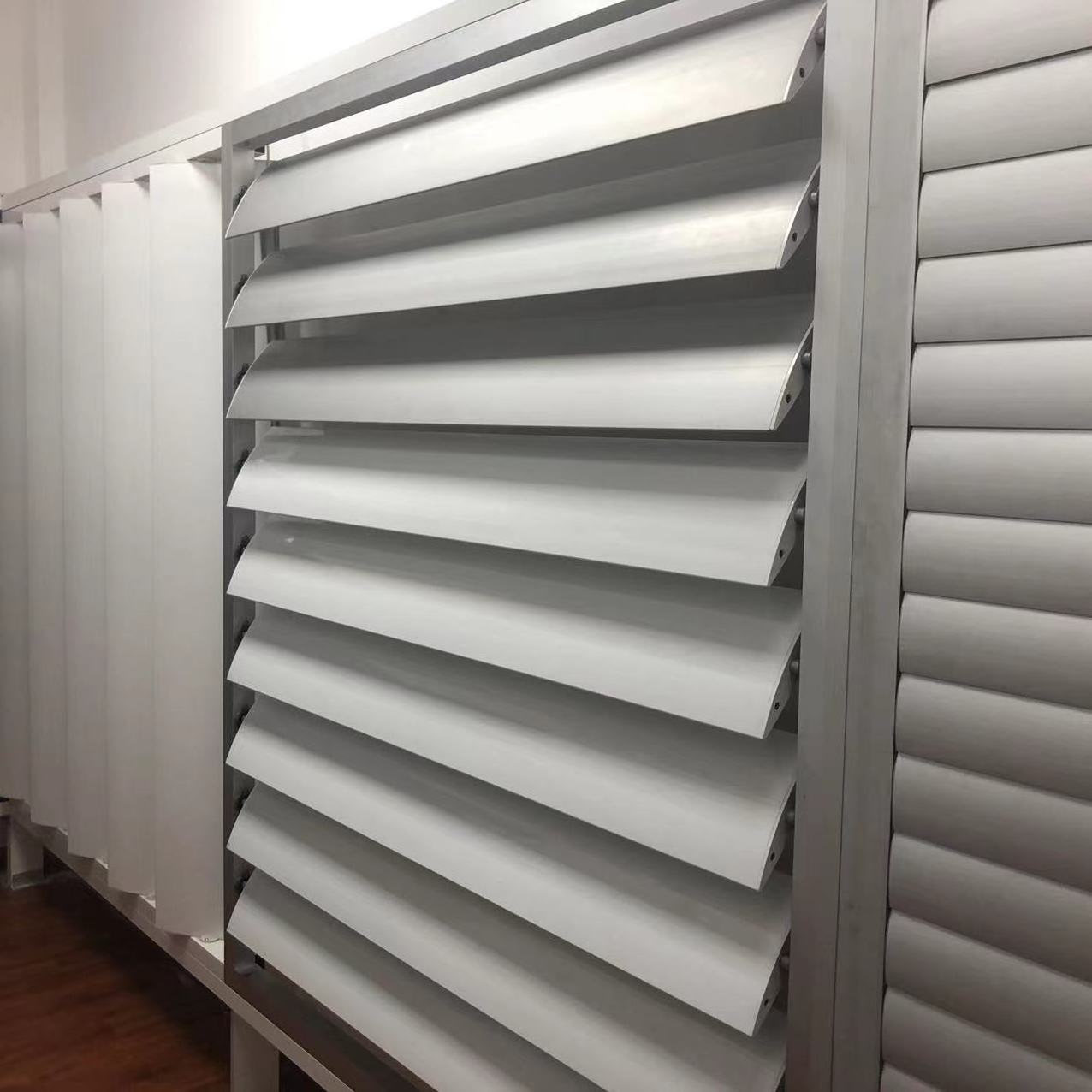 Automatic Aluminium Louver outdoor shutters sunshade louver and waterproof blind powder coated aluminum louver