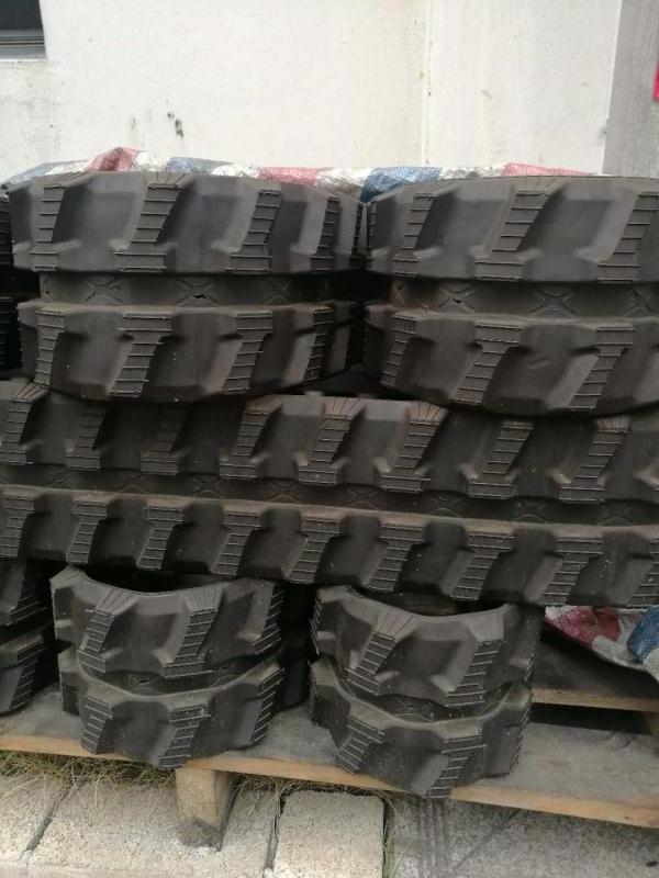 agricultural snowblower chassis atv rubber crawler track skid steer loader mini excavator undercarriage small rubber track pads