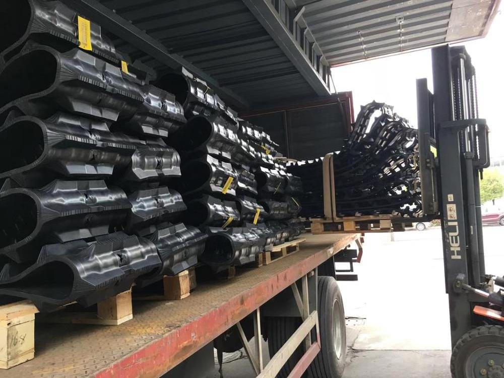 track padsnowmobile rubber track chassis undercarriage skid steer loader with sprocket system tractorrubber track for lawn mower