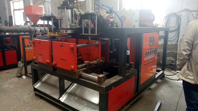 High Quality Energy-saving Automatic Blow Molding Machine For Sale