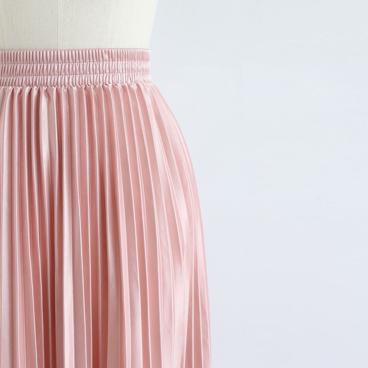 Full Pleated Midi Skirt in Solid Color Peach with Elastic Waistband Fashion and Casual OEM Women's Summer Woven 100% Polyester