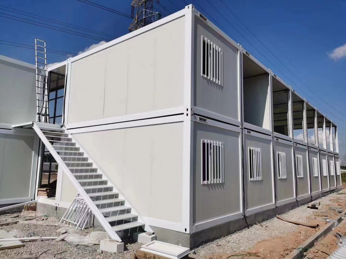 Yaxin Philippines Flat Pack Container House Temporary Housing Container For camp and dormitory 40 FT Shipping Container House