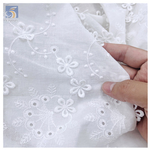 Factory Direct Sales Good Price Water Soluble Lace Fabric Cotton Voile Lace Fabric 3D Floral Embroidery Eyelet Lace Fabric